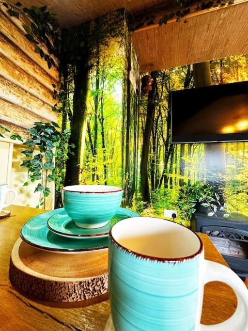 Apartment Squirrel Hideaway With Hot Tub In Formby, Liverpool Formby